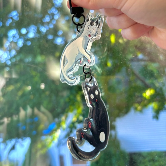 Yin Yang Cats Fanmade Acrylic Charm/Keychain | Cute Cartoon Aesthetic - Picture 3 of 3